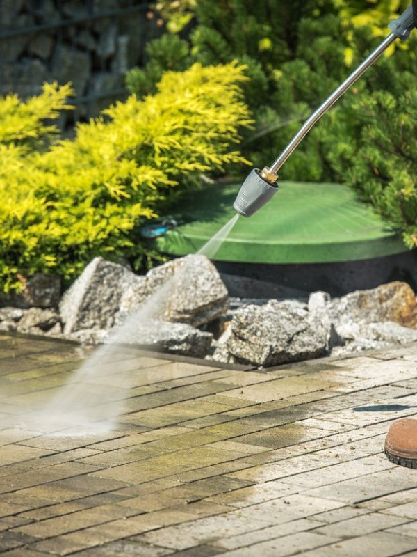 brick-pressure-washing-picture-id1094145182 brick-pressure-washing-picture-id1094145182